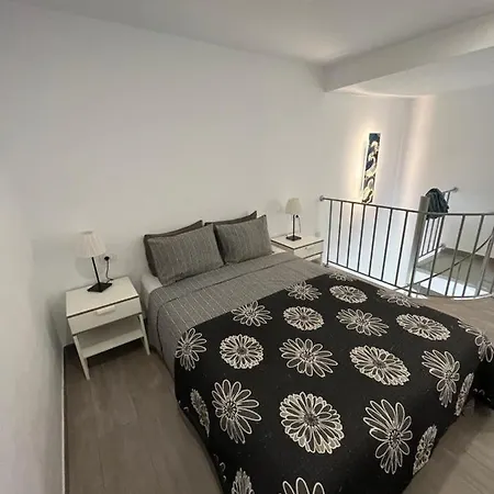 El Cortijo Bungallows 美洲海滩