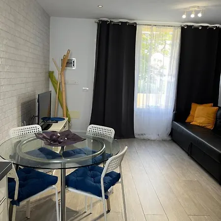 El Cortijo Bungallows * 美洲海滩